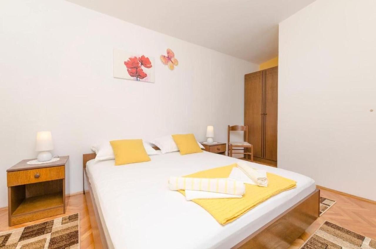 Apartments Spavalo Pag Town Zewnętrze zdjęcie