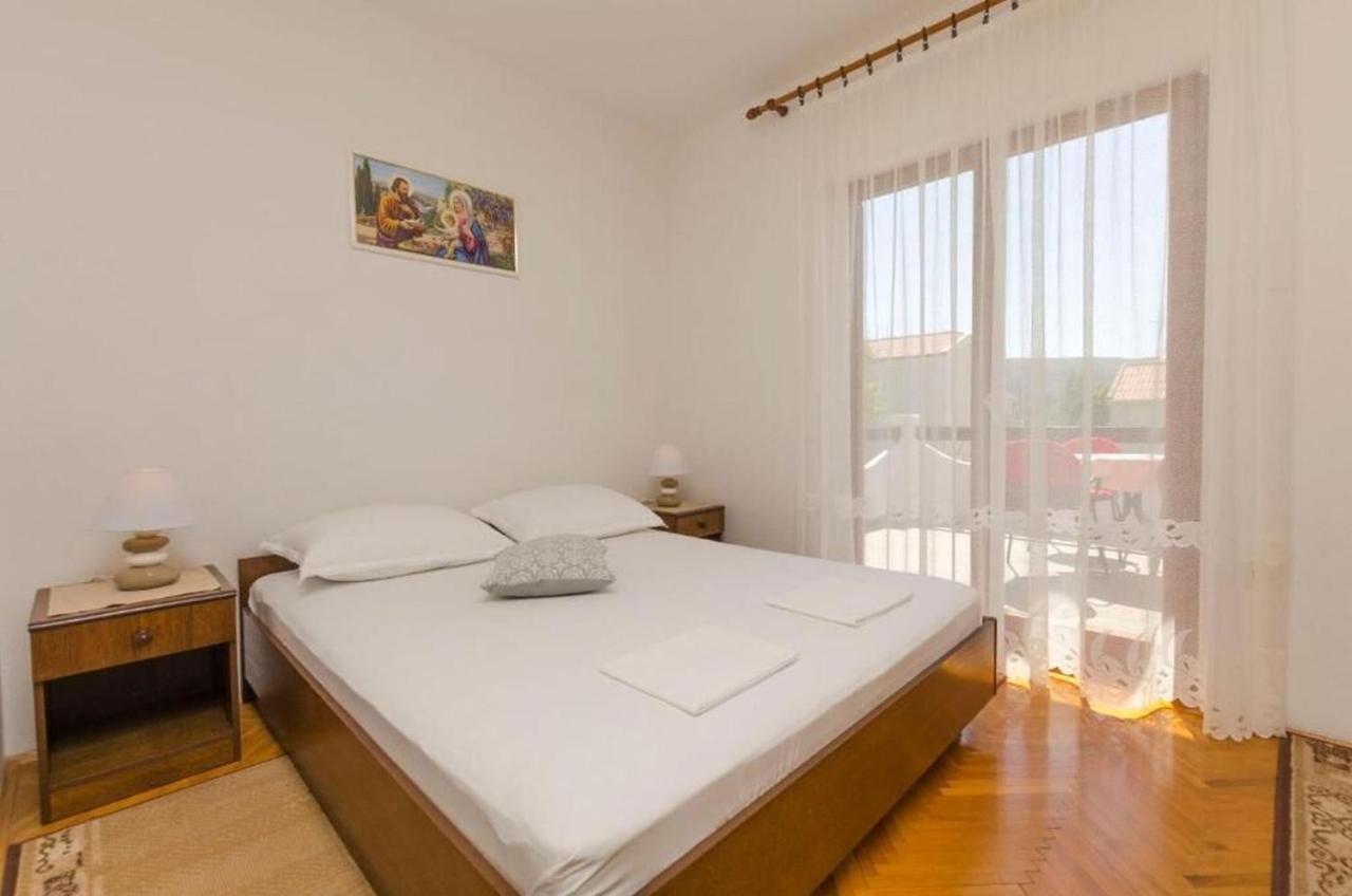 Apartments Spavalo Pag Town Zewnętrze zdjęcie