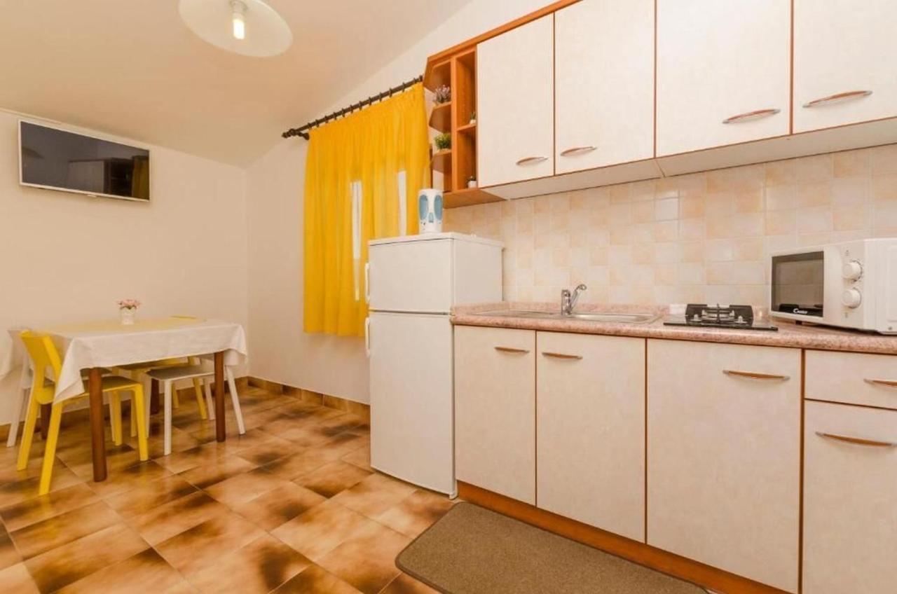 Apartments Spavalo Pag Town Zewnętrze zdjęcie