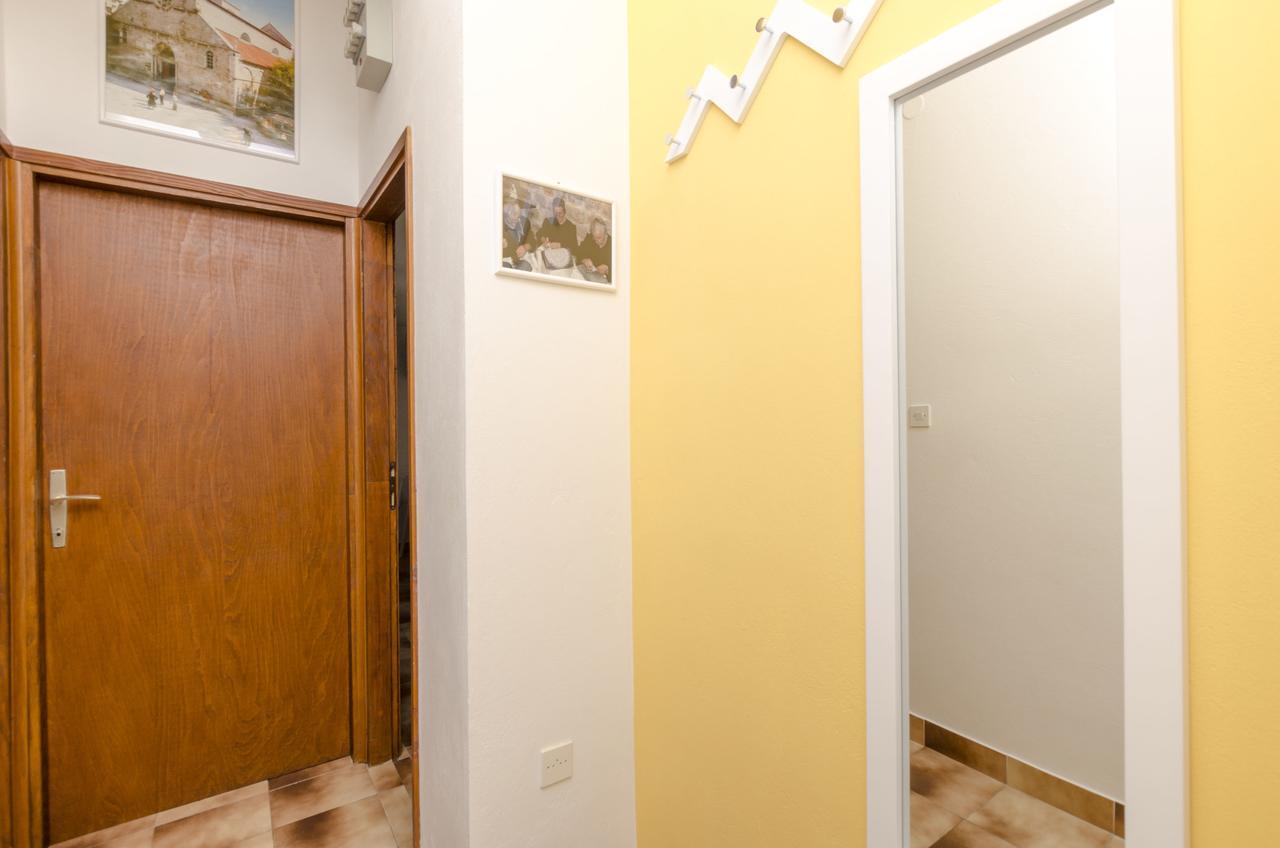Apartments Spavalo Pag Town Zewnętrze zdjęcie