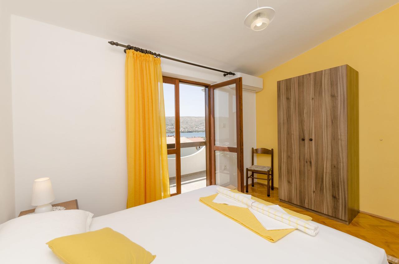 Apartments Spavalo Pag Town Zewnętrze zdjęcie