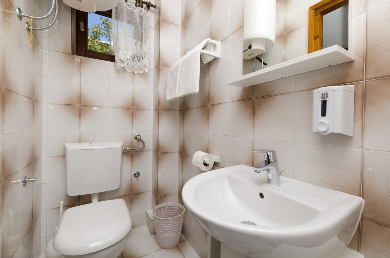 Apartments Spavalo Pag Town Zewnętrze zdjęcie