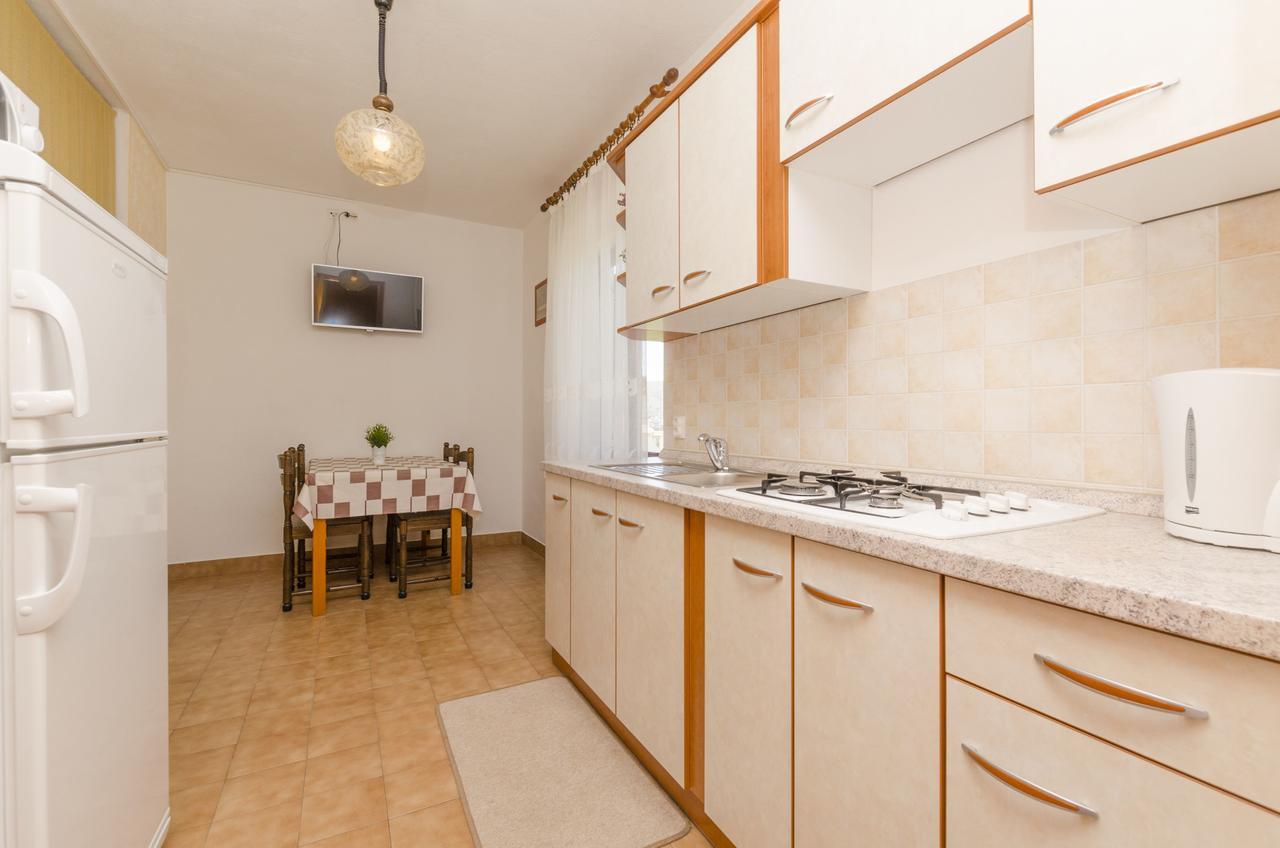 Apartments Spavalo Pag Town Zewnętrze zdjęcie