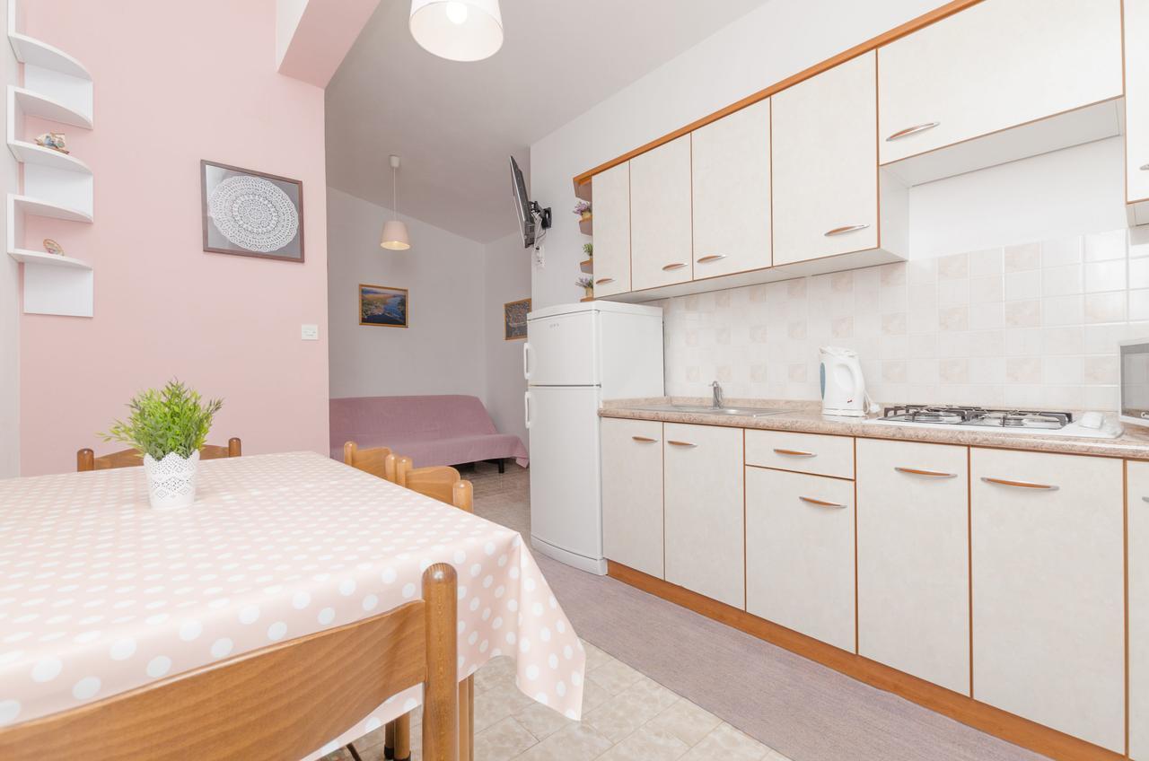 Apartments Spavalo Pag Town Zewnętrze zdjęcie