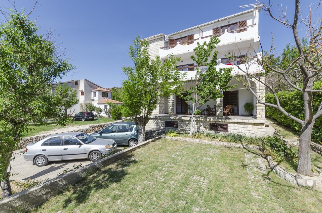 Apartments Spavalo Pag Town Zewnętrze zdjęcie